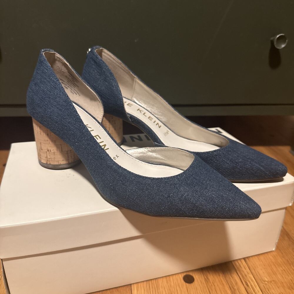 Anne Klein i-Flex Necessity Pumps Heels Womens 7.5 M Slip On Denim Fabric Blue